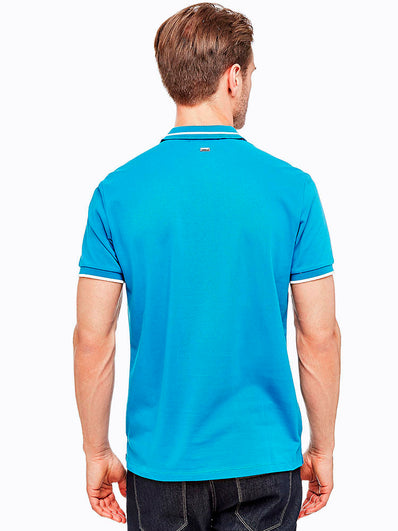 Button collar polo shirt